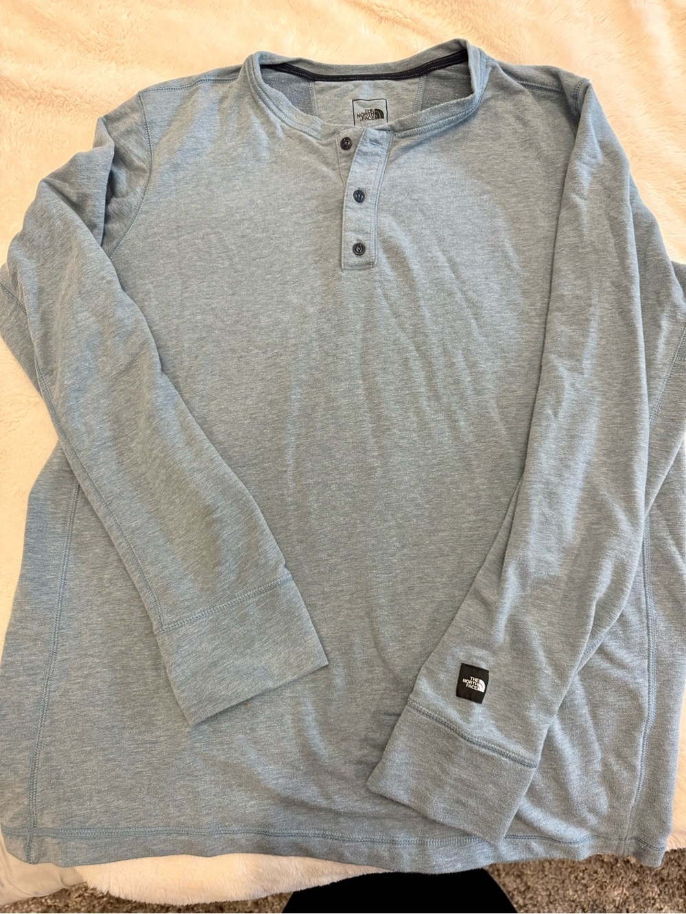 The North Face Men’s Long-Sleeve Henley Shirt Grey/Blue